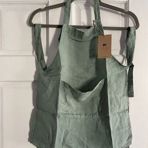 La Petite Alice - Kids Linen Apron - NWT - Size 2-4 Yrs